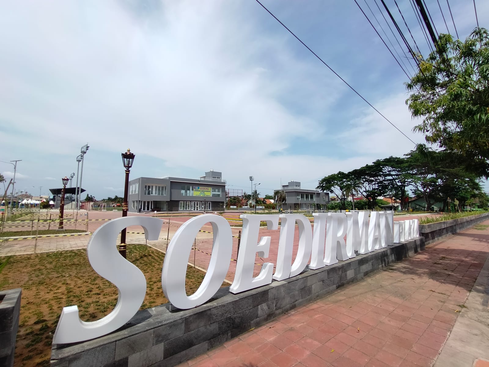 SOEDIRMAN Plaza: Jantung Hidup Malam Cilacap yang Tak Pernah Lelah